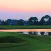 sunset-over-the-golf-course-644477_1920.jpg