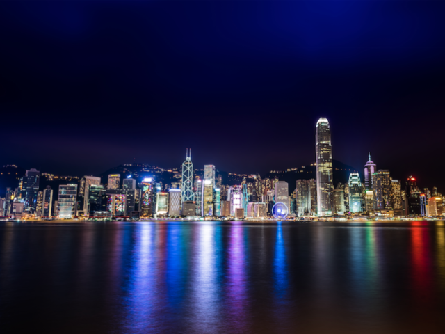 Discover Dazzling Winter Evenings at Hong Kong's New Light Festival 
