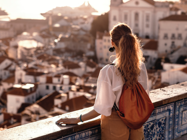 Your First Decision to Travel Solo: Should You Stay or Should You Go? 