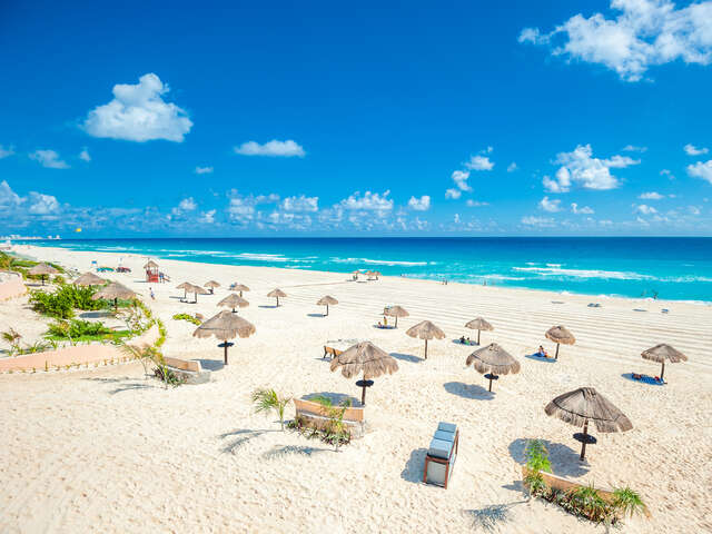 The Beach Connoisseur's Guide to Cancun Sunbathing